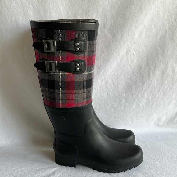 UGG Shoes - Ugg Sabene plaid top tall rain boots, size 6